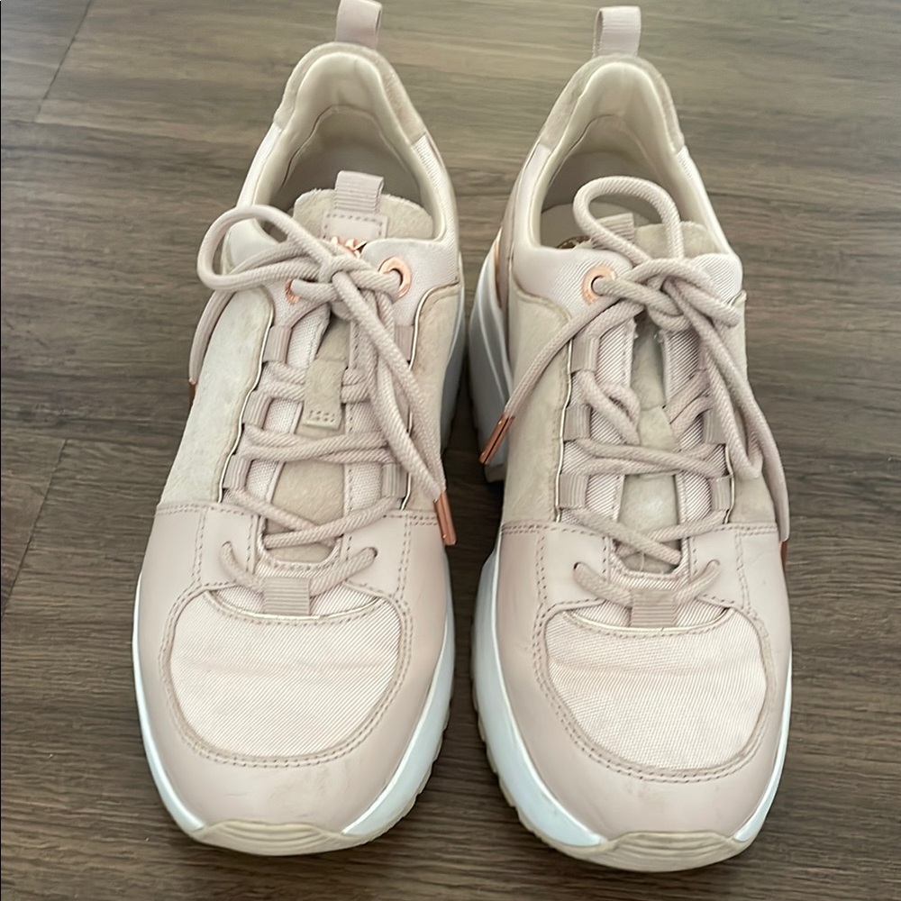 Michael Kors Unisex Canvas Shoes Sizee 7M